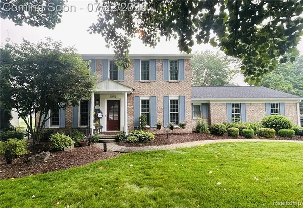 2887 Armstrong, Lake Orion, MI 48360