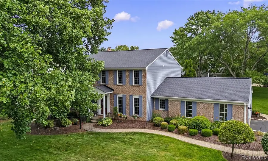 2887 Armstrong, Orion, MI 48360 - #3