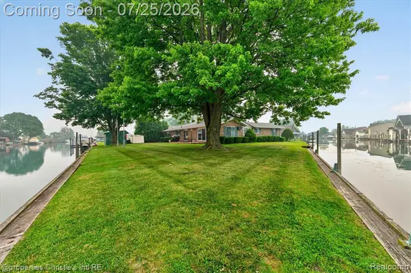 7292 Bluebill, Clay, MI 48001