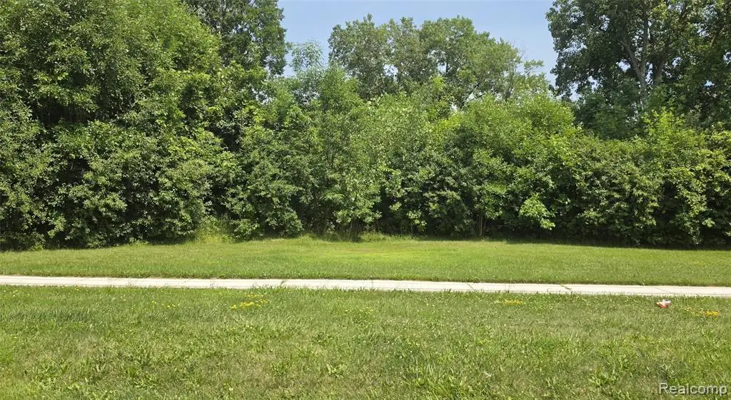 39648 Dequindre, Sterling Heights, MI 48310 - #1