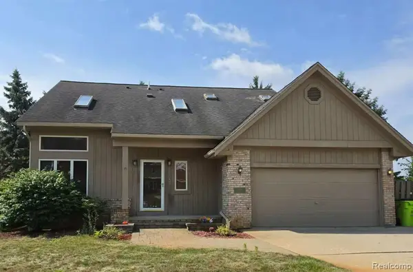 41921 Tamara, Novi, MI 48375