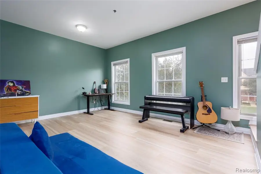 1569 E Lakeview, Canton, MI 48187 - #3