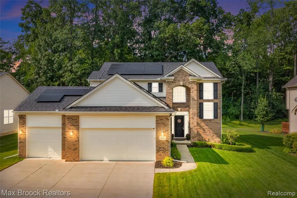 8012 Ivy Glen Park Lane, White Lake, MI 48386 - #1