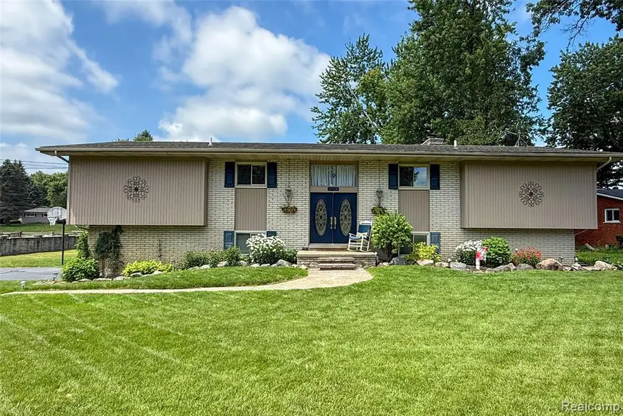 219 Hurondale, White Lake, MI 48386 - #2