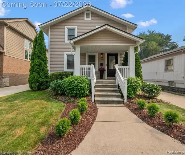 1364 Humphrey, Birmingham, MI 48009