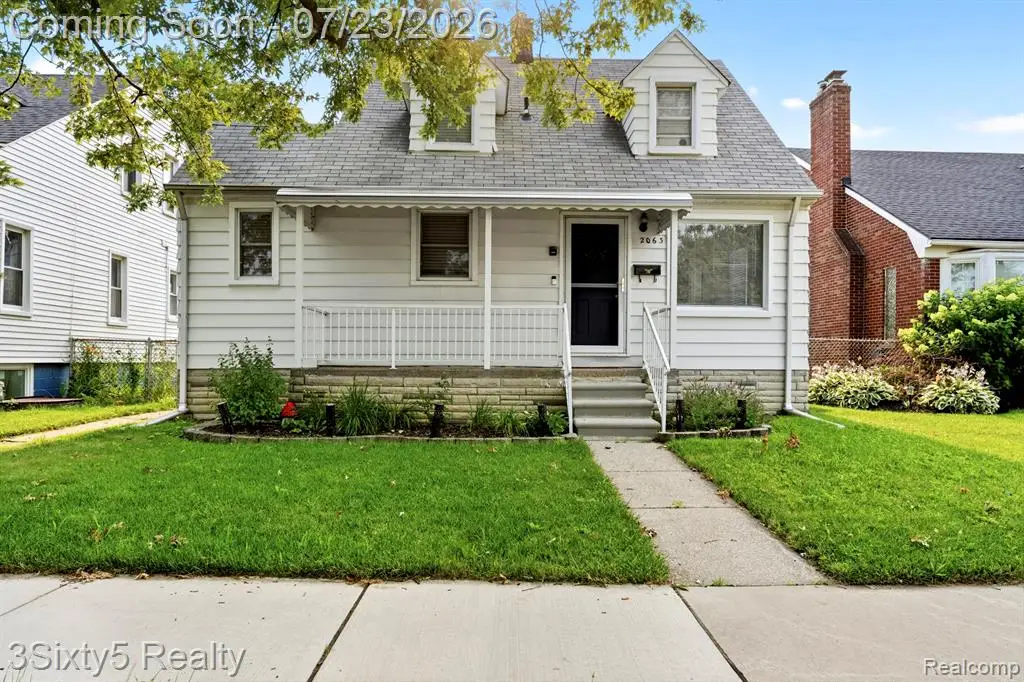 2063 10th, Wyandotte, MI 48192 - #1