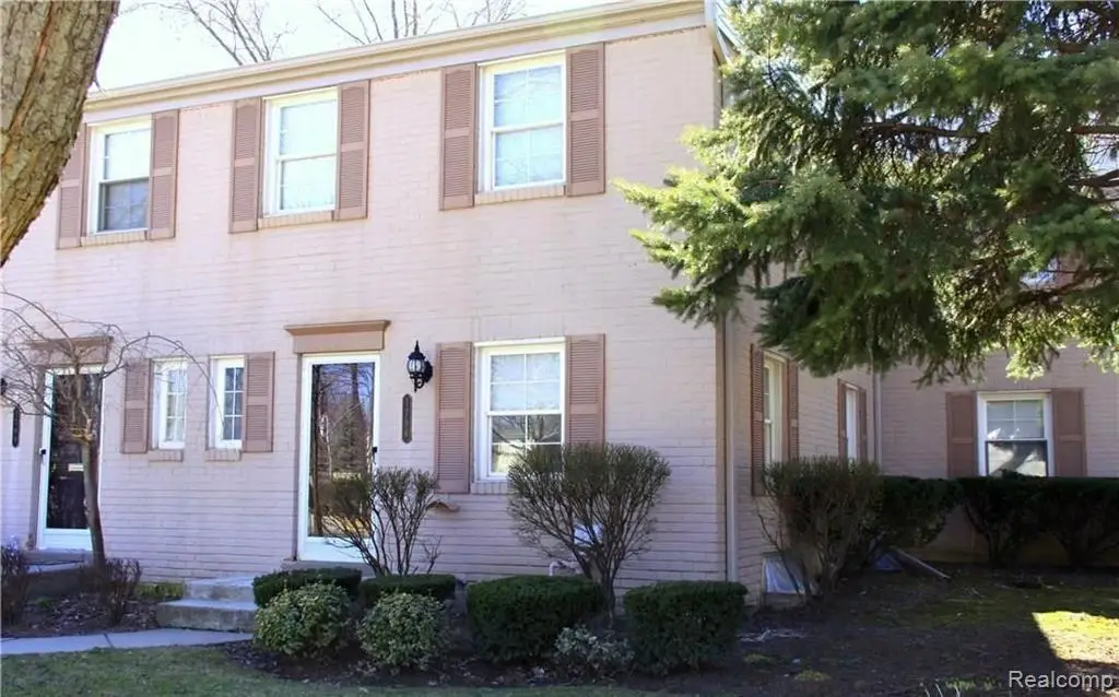 1796 Graefield #20, Birmingham, MI 48009 - #1