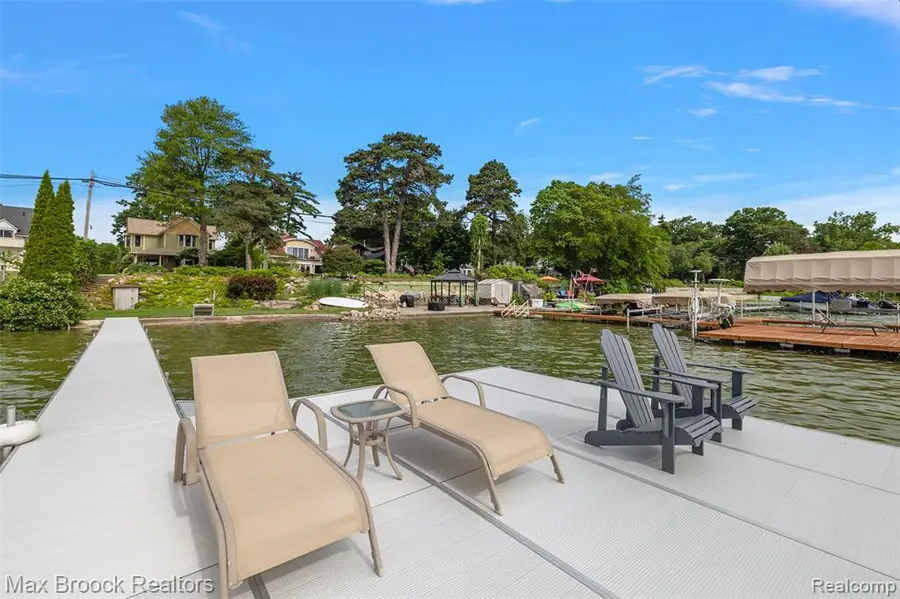 3642 Orchard Lake, West Bloomfield, MI 48324 - #3