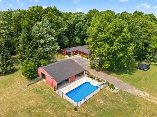 13635 Unadilla, Gregory, MI 48137