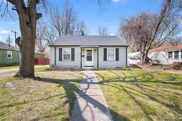 20015 Five Points, Redford, MI 48240