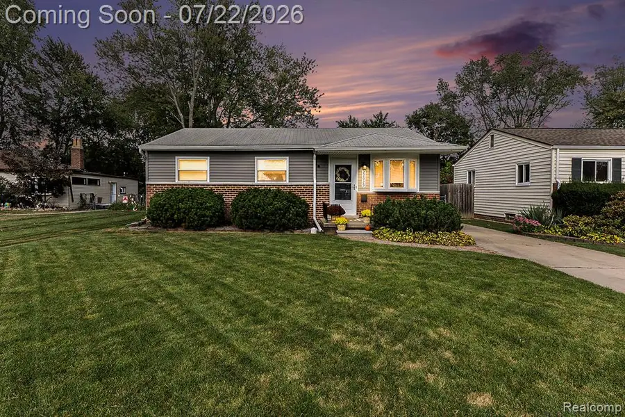 22029 Downing, Saint Clair Shores, MI 48080 - #2