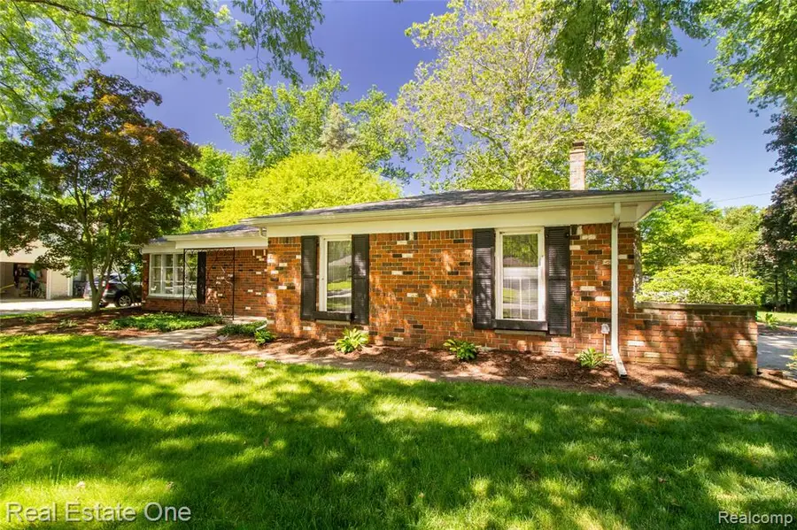 4243 Frostwood, Troy, MI 48098 - #2