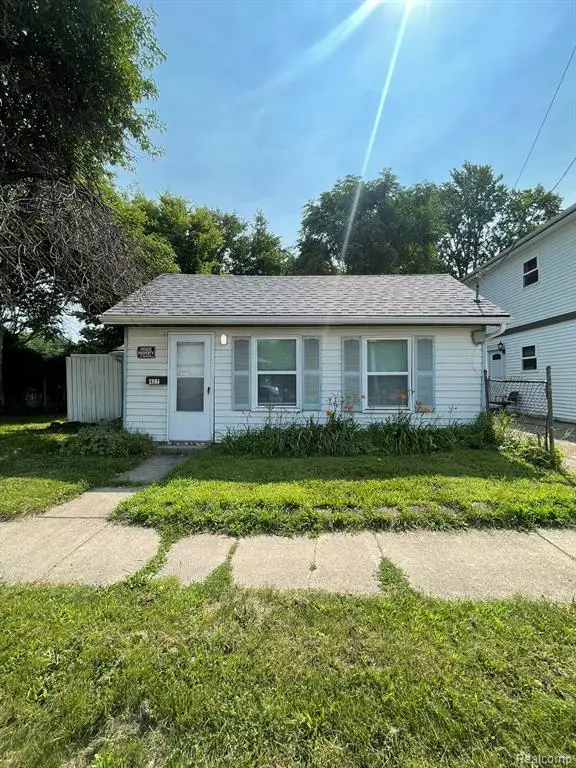 427 Wabash, Milan, MI 48160 - #1