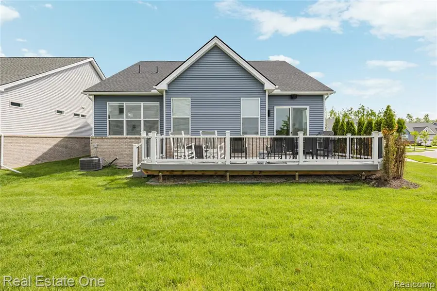 7656 Dunlap, West Bloomfield, MI 48322 - #2