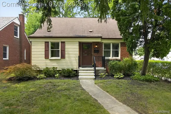 3225 N Altadena, Royal Oak, MI 48073
