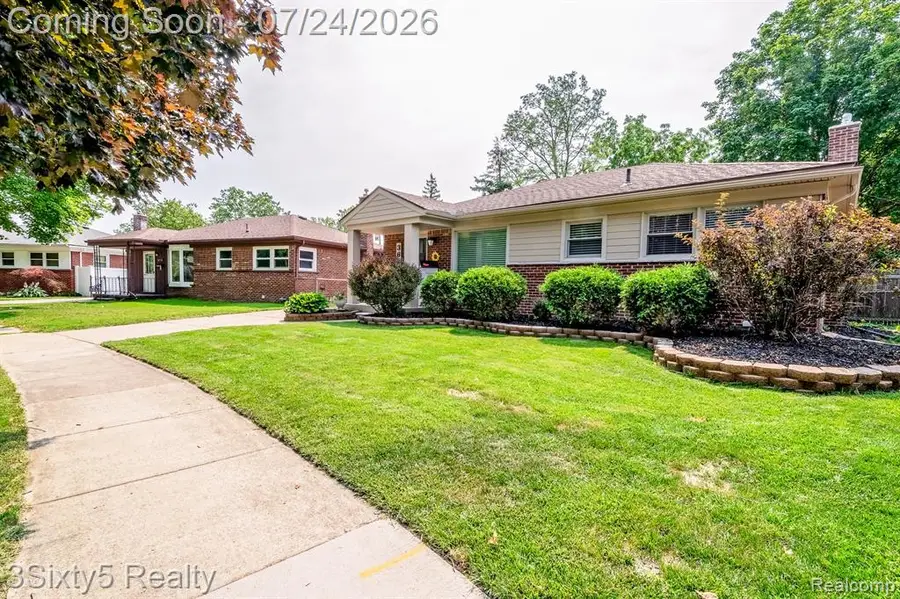 3655 S Longmeadow Road, Trenton, MI 48183 - #2