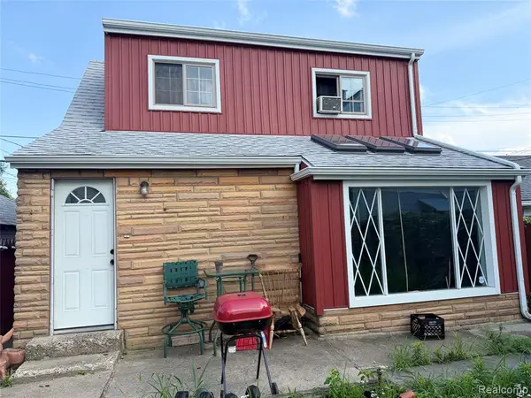 2620 Zinow, Hamtramck, MI 48212