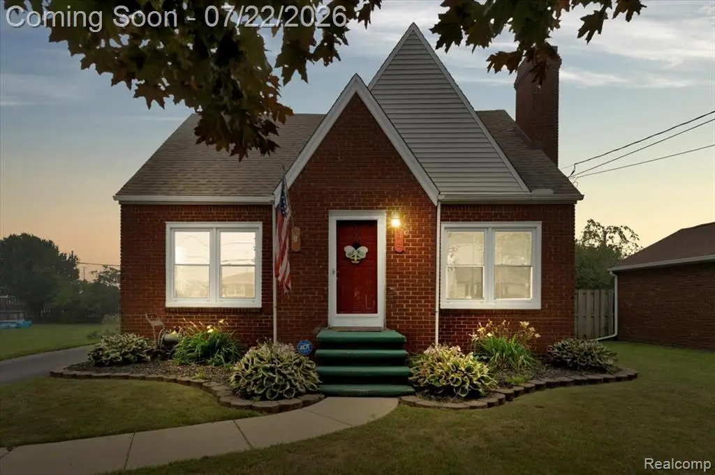 5947 Edgewood, Monroe, MI 48161 - #1