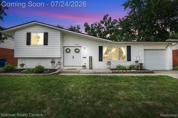 36143 Fernwood, Westland, MI 48186