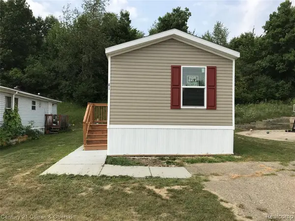 6564 E Michigan, Saline, MI 48176