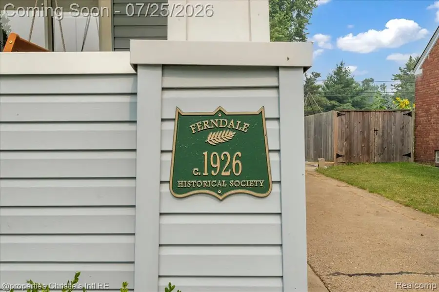 320 Laprairie, Ferndale, MI 48220 - #3