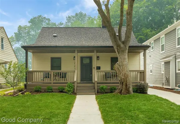 223 N Alexander, Royal Oak, MI 48067