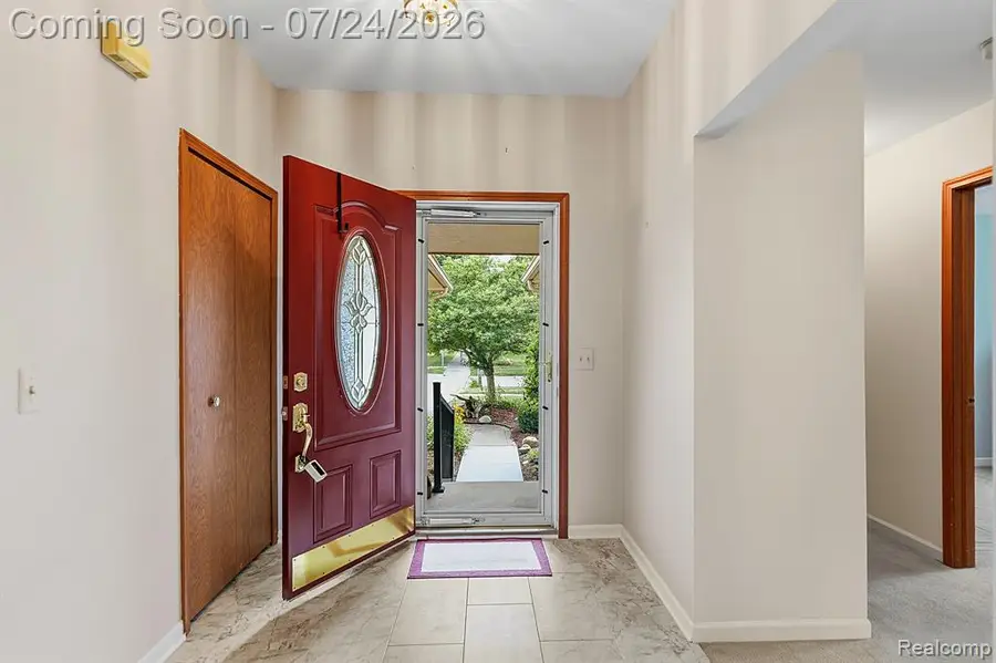 39202 Lorien, Sterling Heights, MI 48313 - #3