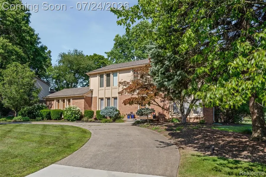 28824 Appleblossom, Farmington, MI 48331 - #2