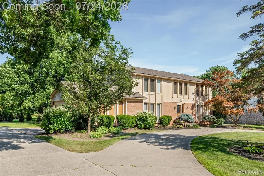 28824 Appleblossom, Farmington, MI 48331 - #3