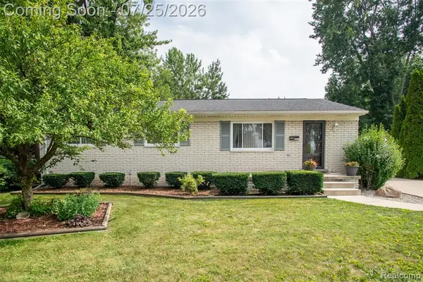 31045 John Hauk, Garden City, MI 48135