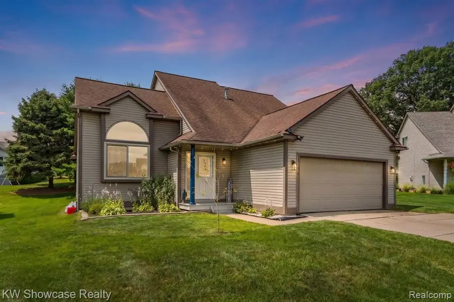 1313 Pin Oak, Howell, MI 48843 - #2