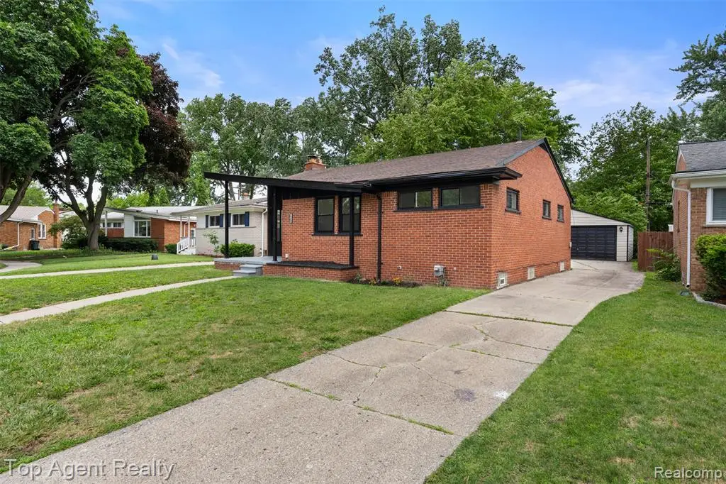 24300 Seneca, Oak Park, MI 48237 - #1