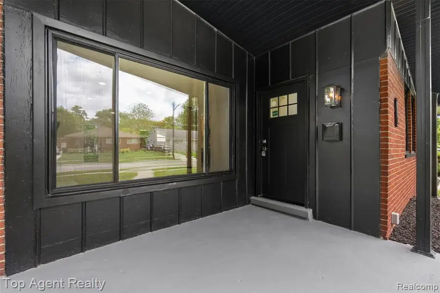 24300 Seneca, Oak Park, MI 48237 - #3