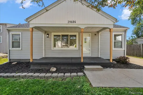 29606 S River, Harrison Twp, MI 48045