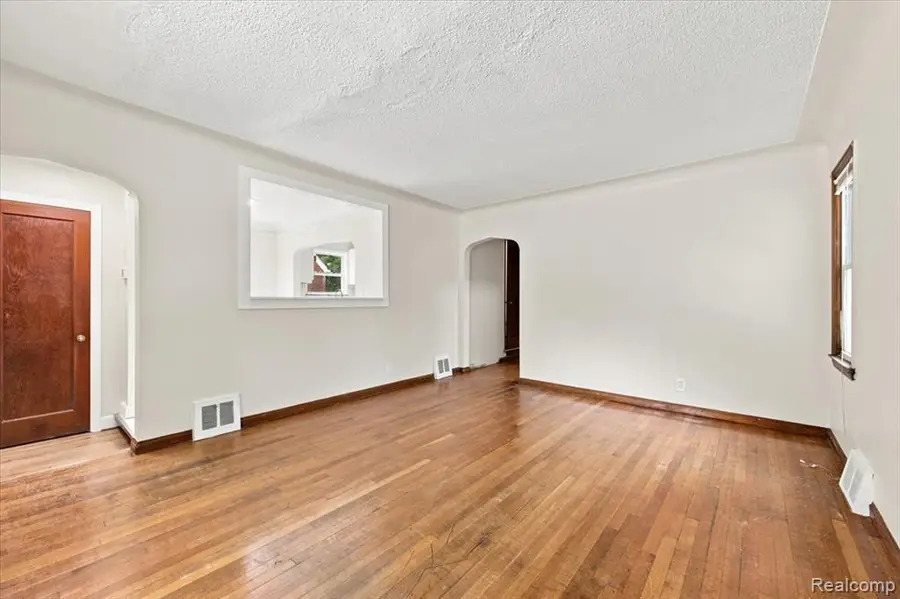 5030 Hereford, Detroit, MI 48224 - #3