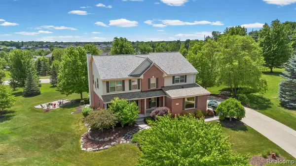 981 Coventry, Oxford, MI 48371