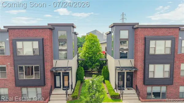 1240 S Diamond #C, Royal Oak, MI 48067