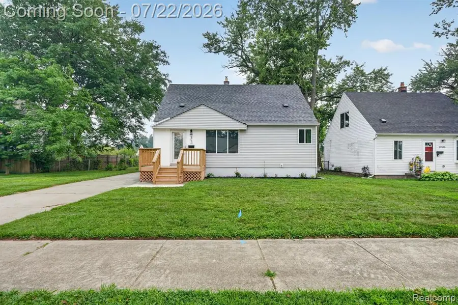 29527 James, Garden City, MI 48135 - #3