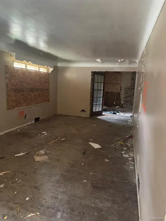 1383 Cleveland, Flint, MI 48503 - #2
