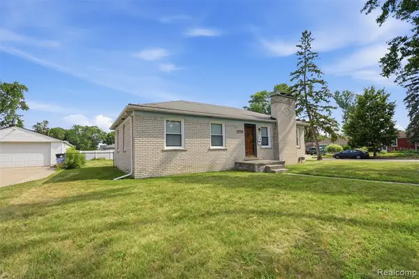 32600 W Chicago, Livonia, MI 48150
