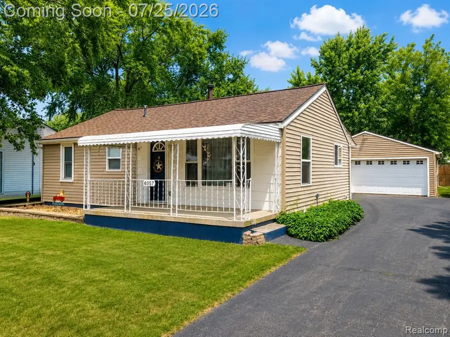 4057 Risedorph, Burton, MI 48509 - #2