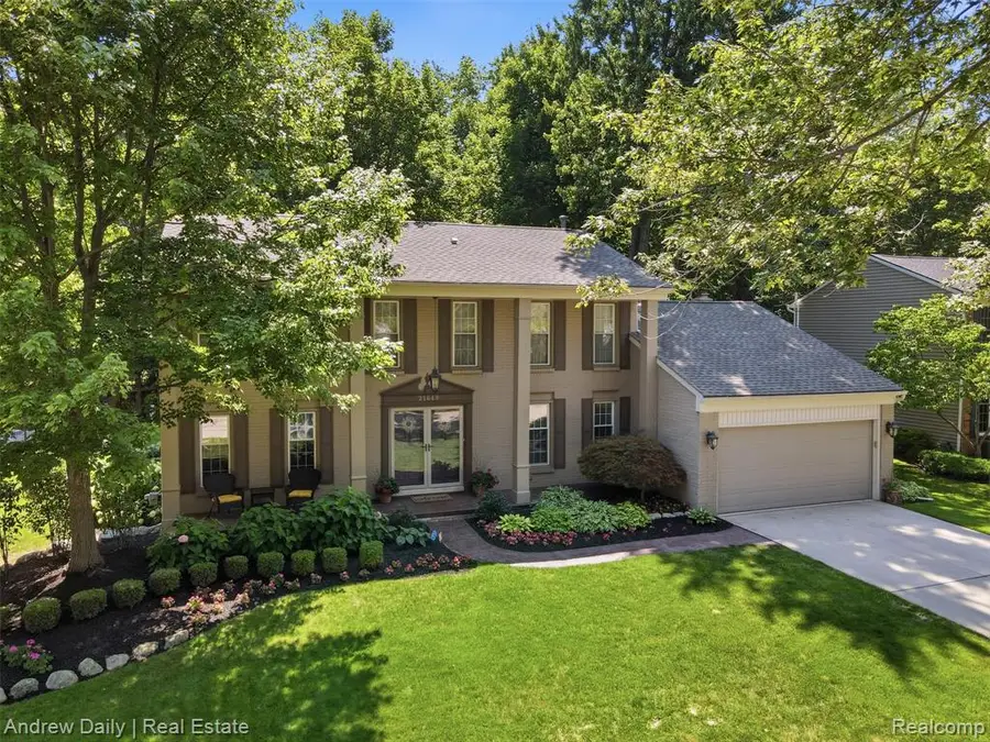 21649 Shadybrook, Novi, MI 48375 - #3