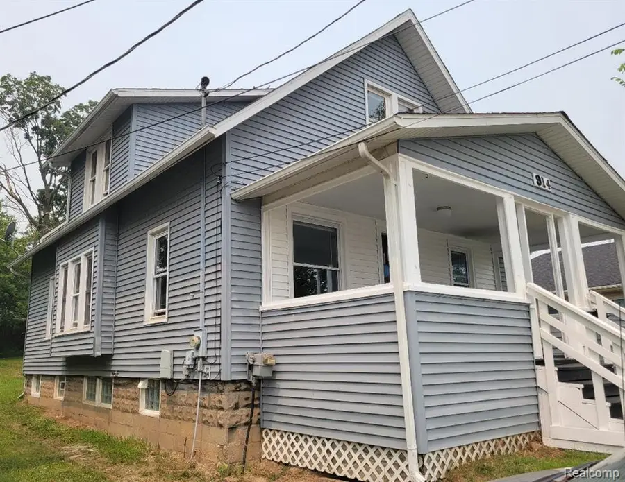 914 Middle, Lansing, MI 48915 - #3