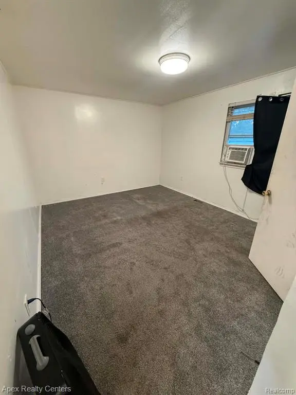 6063 Auburn, Detroit, MI 48228 - #2