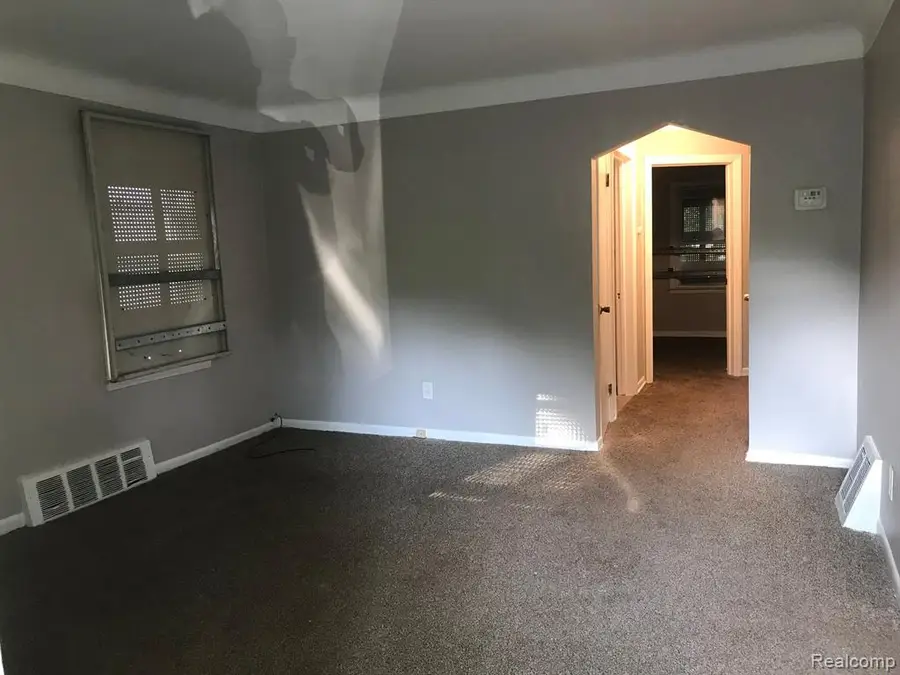 6422 Plainview, Detroit, MI 48228 - #2