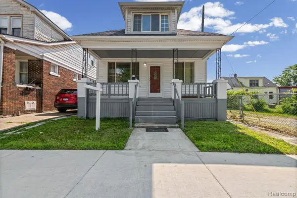 12826 Bloom, Hamtramck, MI 48212