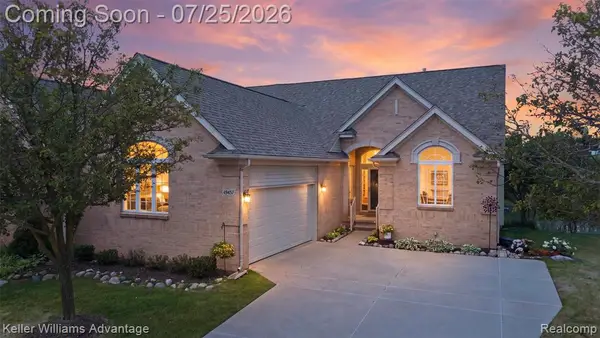 49457 N Glacier, Northville, MI 48168