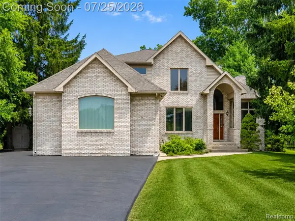 3757 Bendelow, Rochester Hills, MI 48307