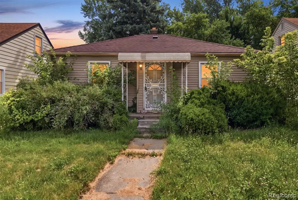 8220 Robson, Detroit, MI 48228 - #1