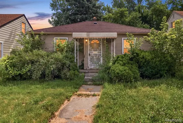 8220 Robson, Detroit, MI 48228